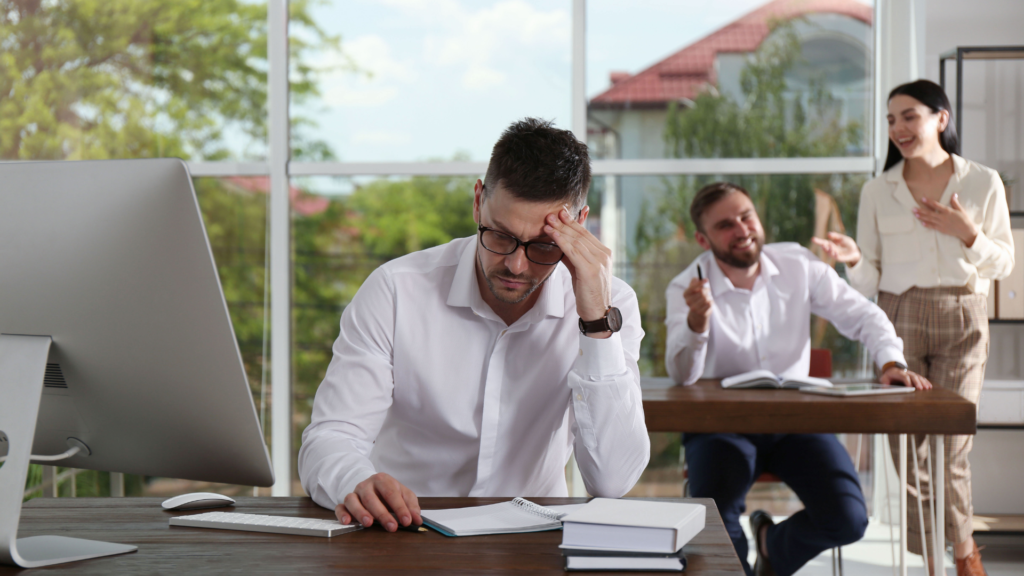 7 Red Flags That Signal a Toxic Work Environment